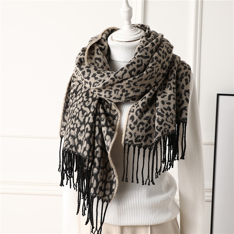 Women's Leopard Print Winter Scarf Women's Leopard Print Winter Scarf