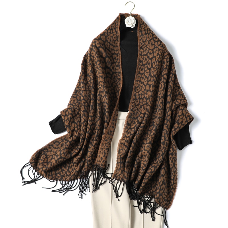 Women's Leopard Print Winter Scarf Women's Leopard Print Winter Scarf