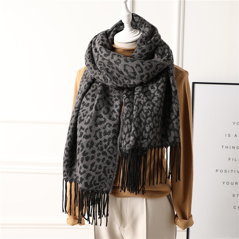 Women's Leopard Print Winter Scarf Women's Leopard Print Winter Scarf