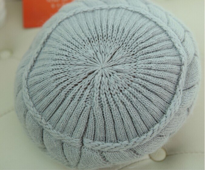 Women's Knitted Winter Cap Women's Knitted Winter Cap