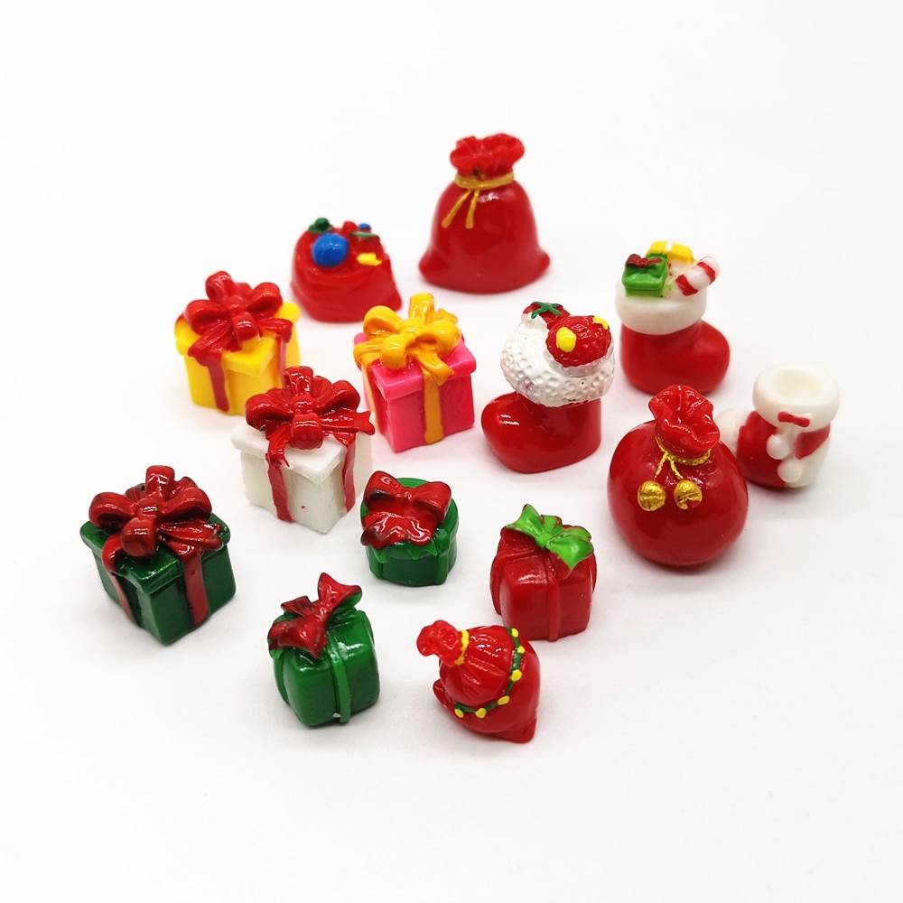 Christmas Gifts Ornaments Set (30 pcs) Christmas Gifts Ornaments Set (30 pcs)